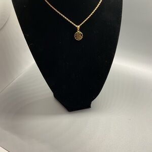 14k yellow gold Chinese charm pendant with solid gold chain